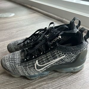 Nike Flyknit Vapor Max